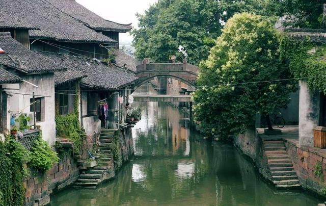 奇妙恐龙世界